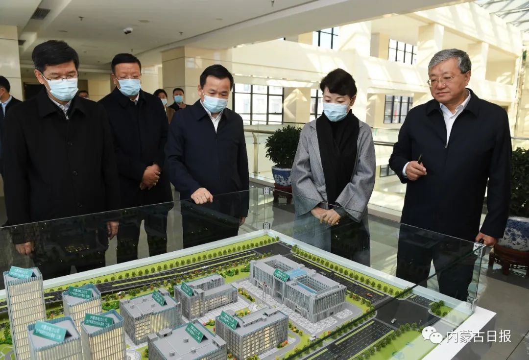 0320在做大做强“蒙字号”国企方阵中走在前、作表率 王莉霞到内蒙古电力集团现场办公.jpeg