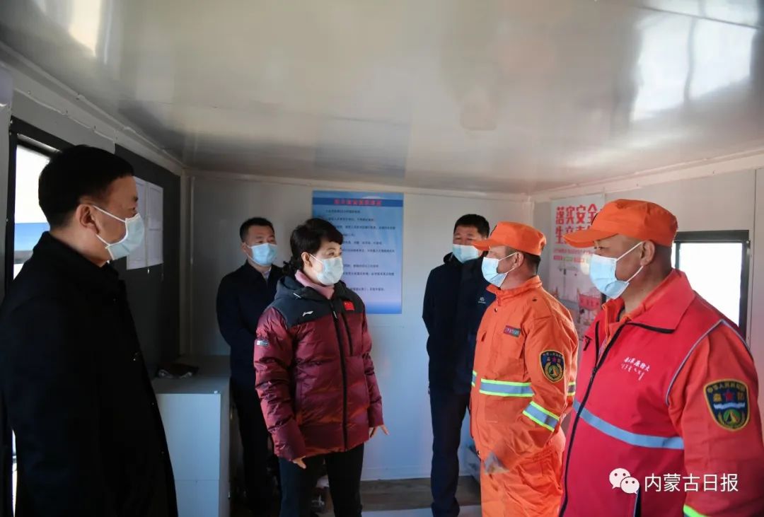 0329王莉霞在锡林郭勒盟检查森林草原防火工作.jpg